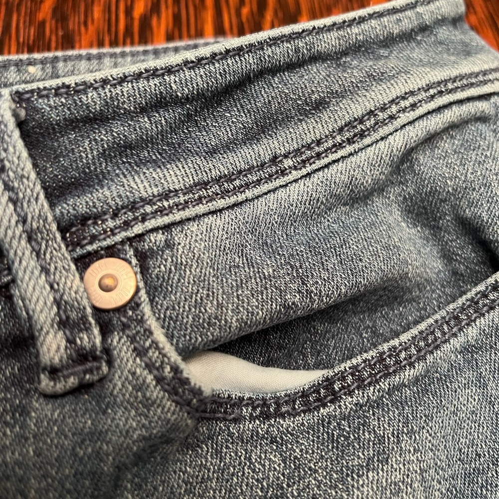 J Jill Blue Floral Embroidered Straight Leg Jeans - Picture 8 of 8